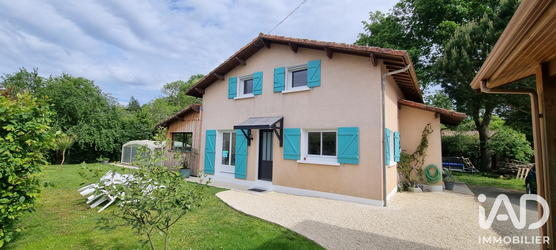 Maison à Salles