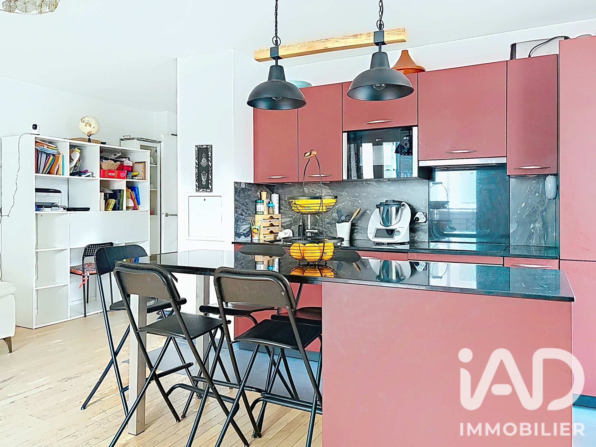 Appartement à louer à Clamart — 2 276 € — IAD France