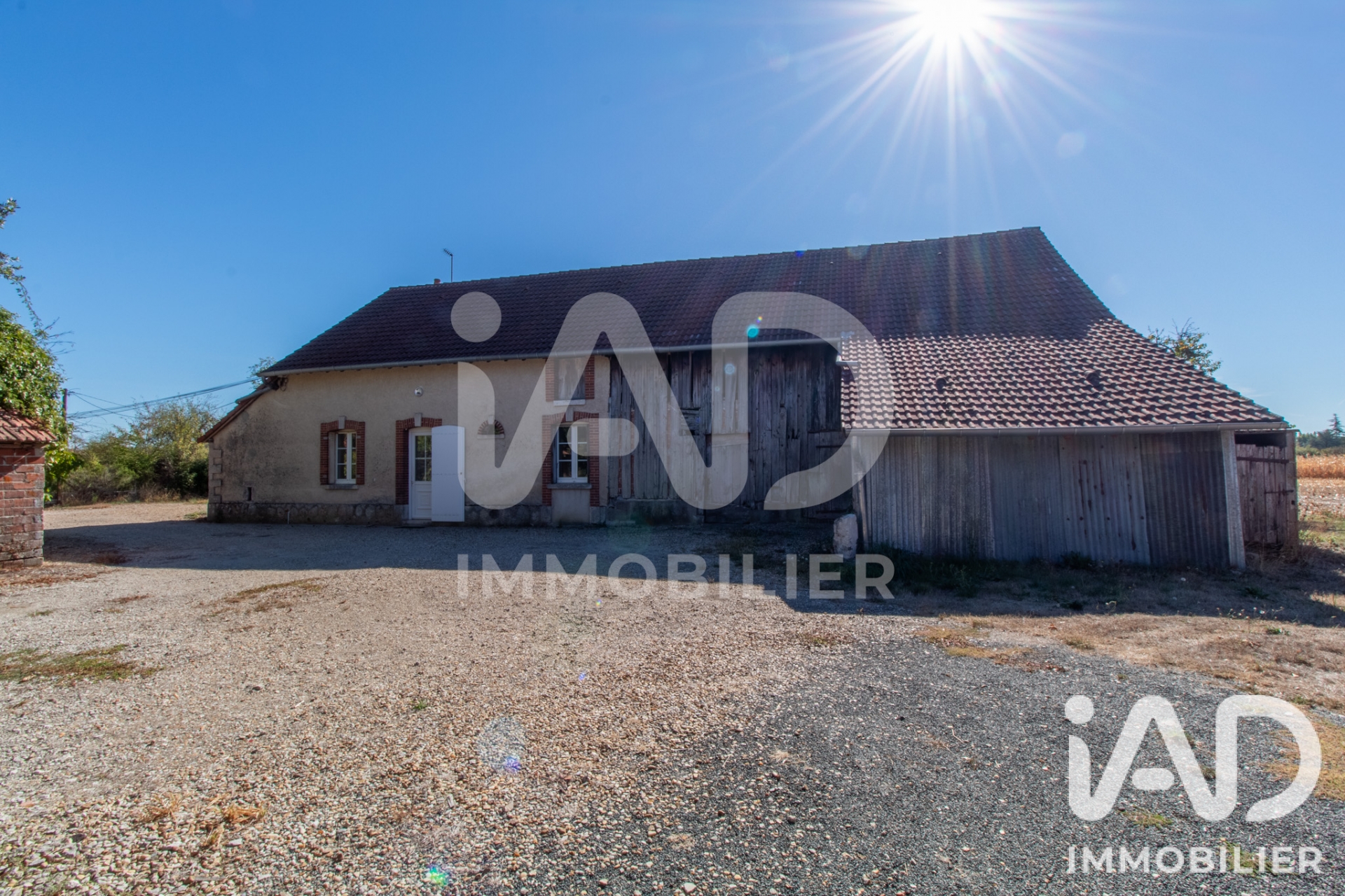 Maison à vendre à Lorris — 60 000 € — IAD France