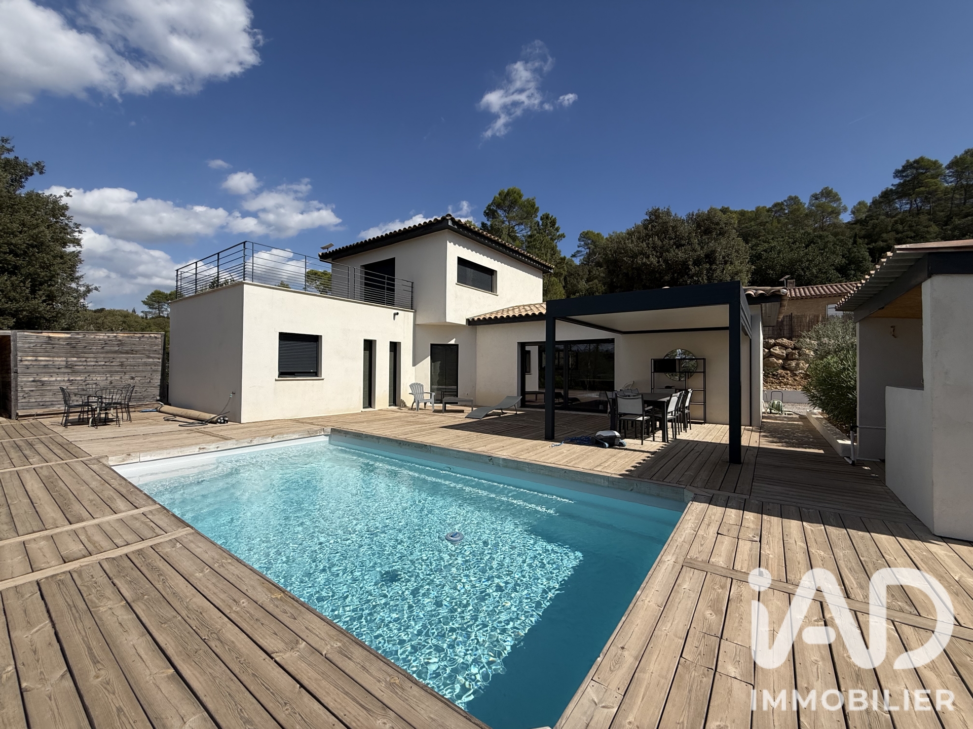 Maison à vendre à Vidauban — 620 000 € — IAD France