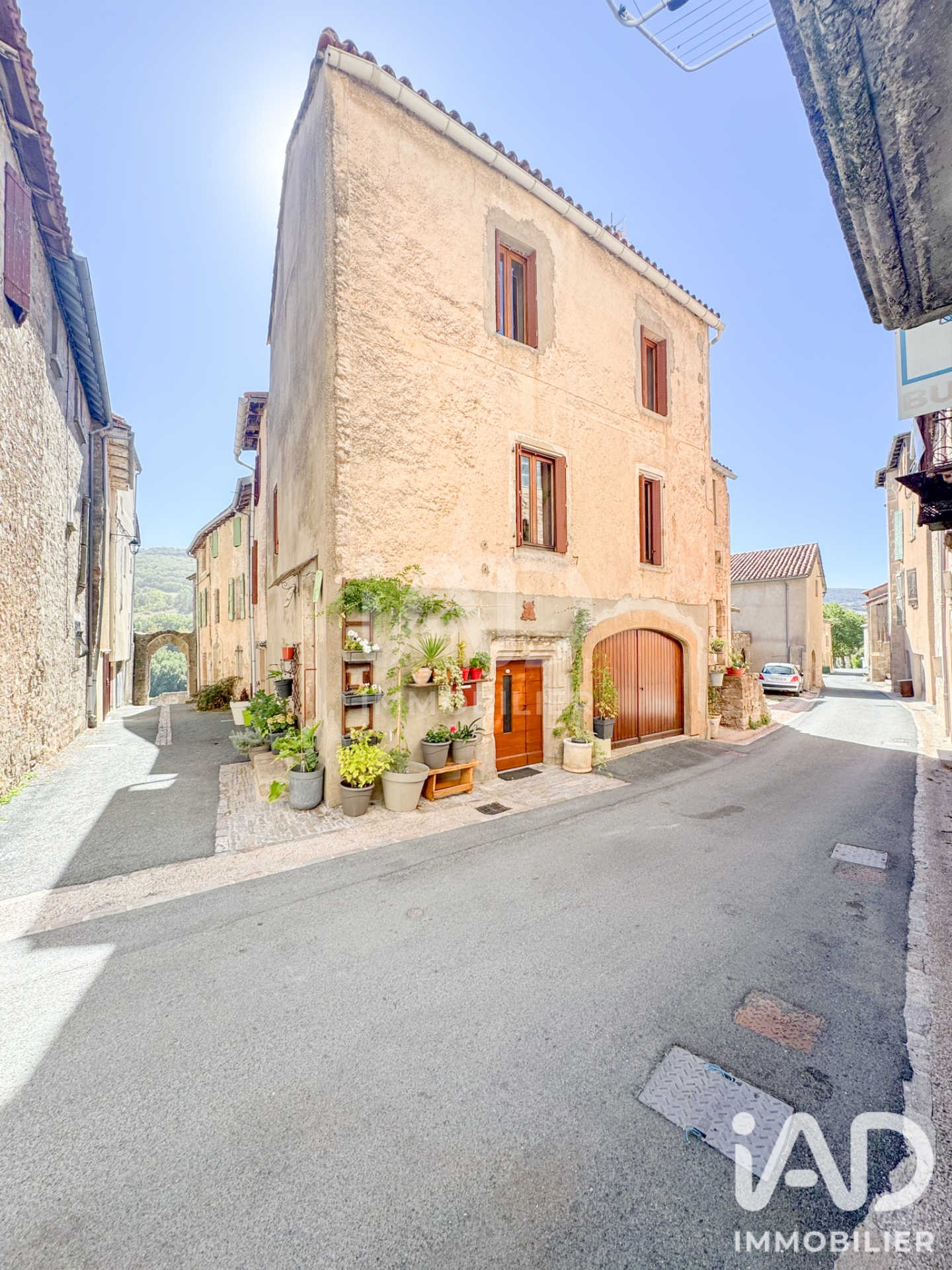 Maison à vendre à Saint-Félix-de-Sorgues — 79 000 € — IAD France
