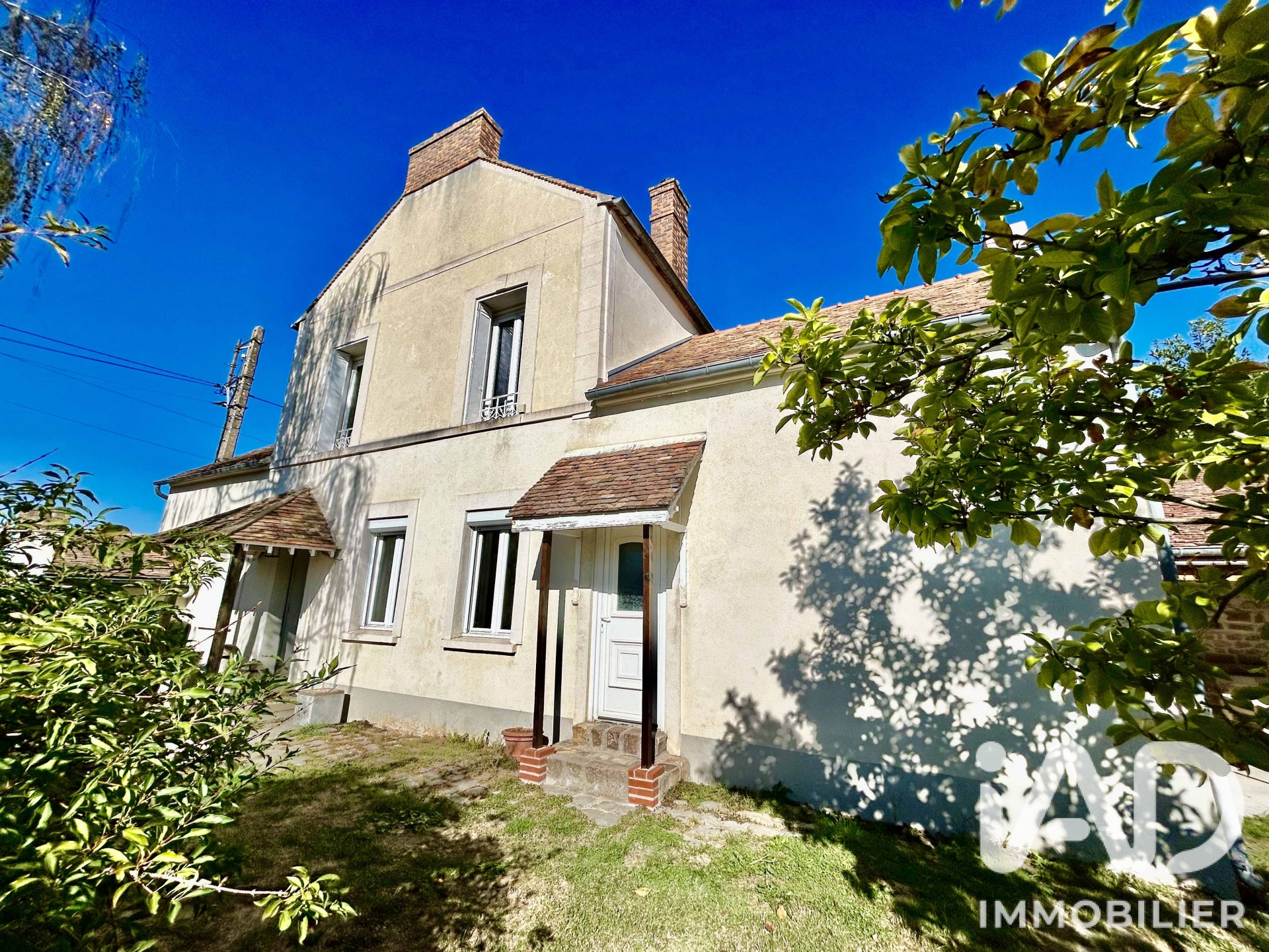 Maison à vendre à Chailly-en-Bière — 348 400 € — IAD France
