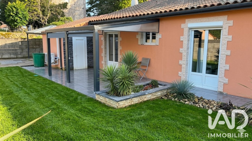 Maison à vendre à La Trimouille — 138 000 € — IAD France