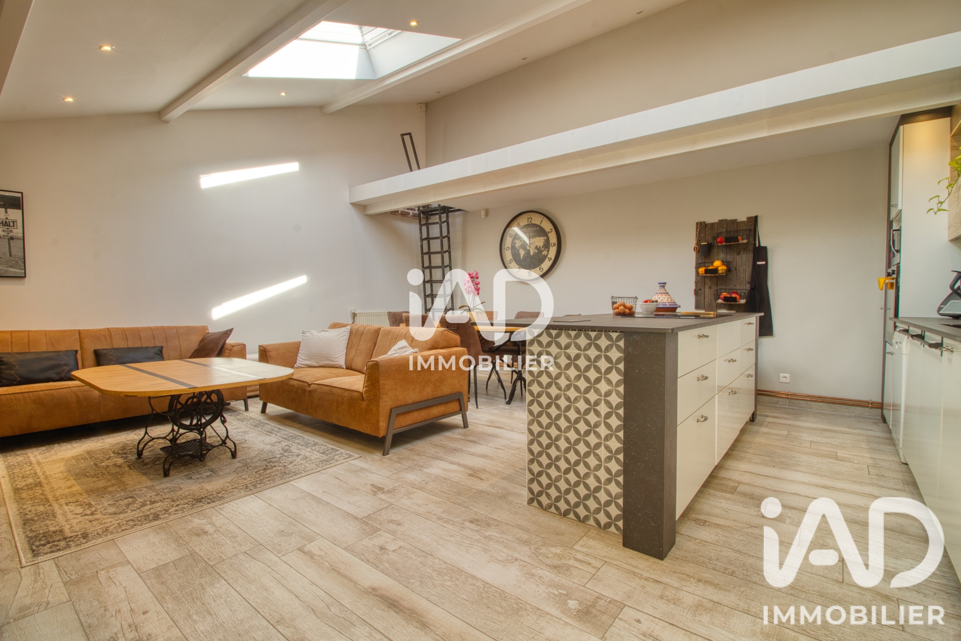 Maison à vendre à Vaires-sur-Marne — 355 000 € — IAD France