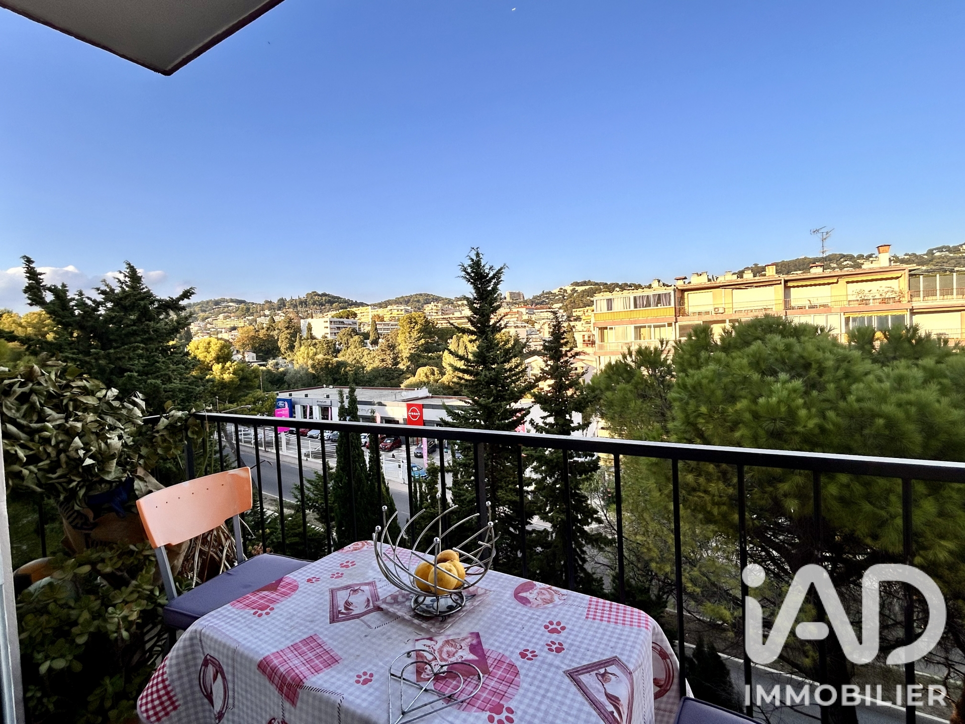 Appartement à vendre à Le Cannet — 162 000 € — IAD France