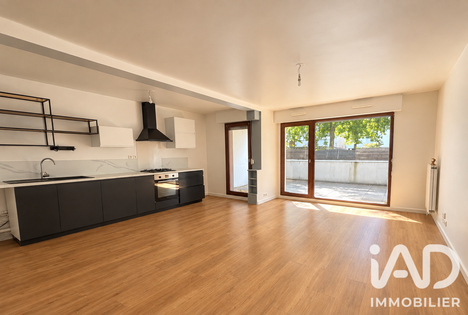 Appartement à vendre à Saint-Jacques-de-la-Lande — 176 000 € — IAD France