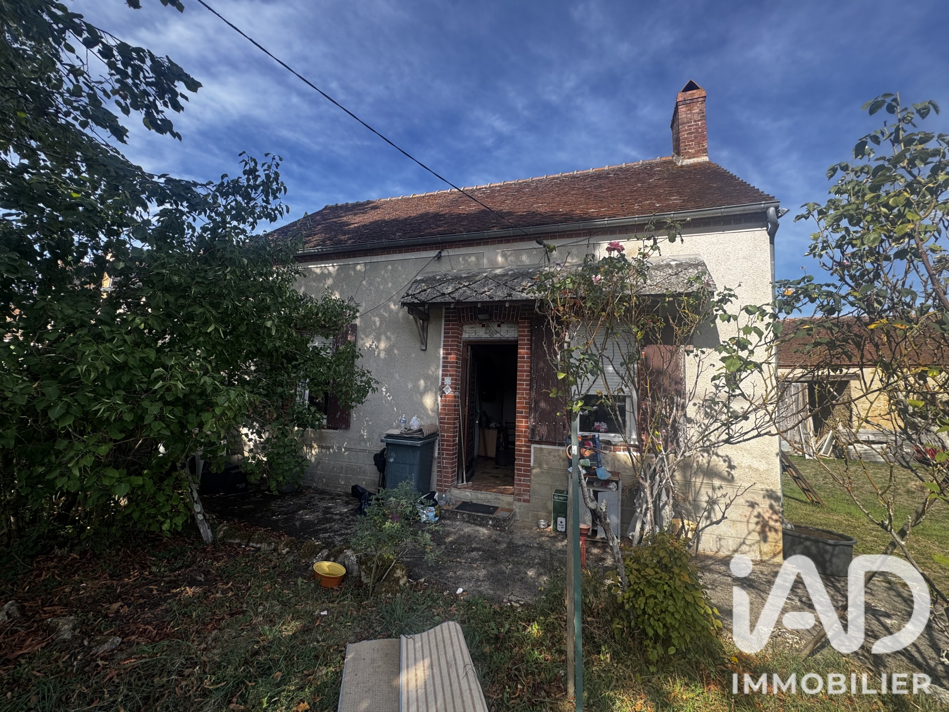 Maison à vendre à Pommiers — 55 000 € — IAD France