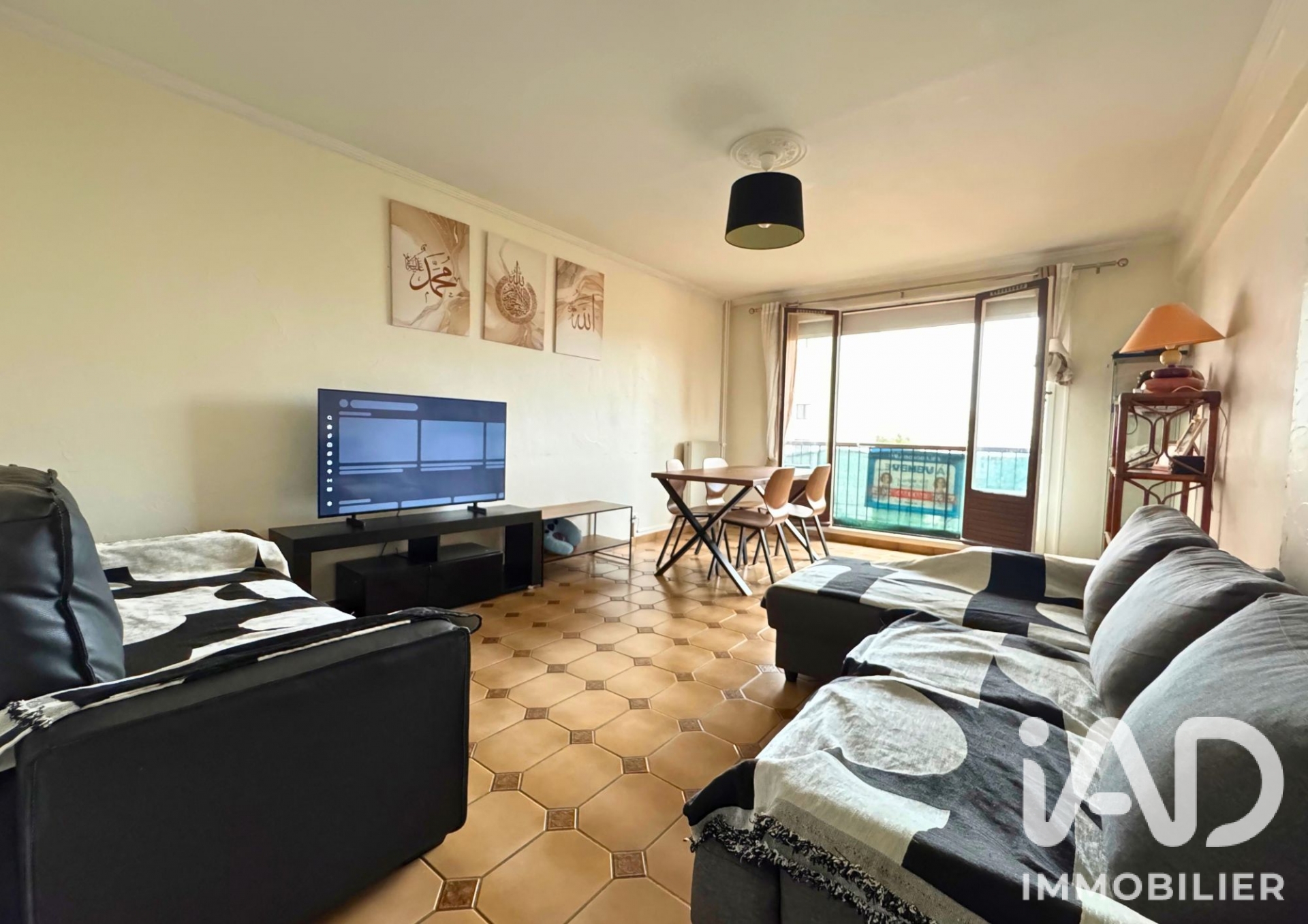 Appartement à vendre à Neuilly-sur-Marne — 189 000 € — IAD France
