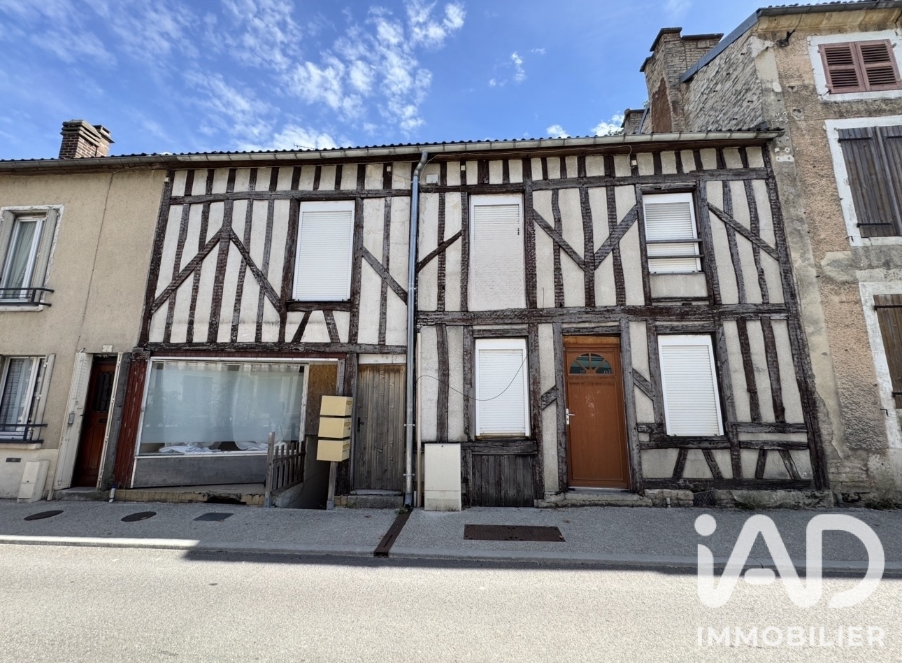 Immeuble de 200m²