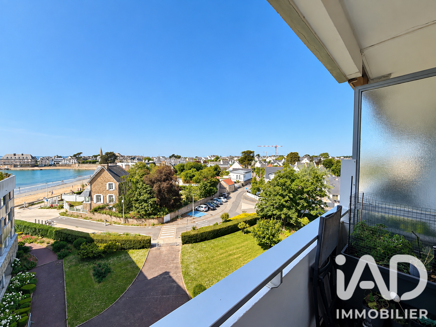 Appartement à vendre à Larmor-Plage — 549 900 € — IAD France