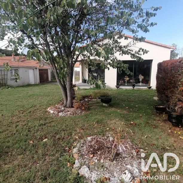 Maison à vendre à La Plaine-sur-Mer — 395 000 € — IAD France