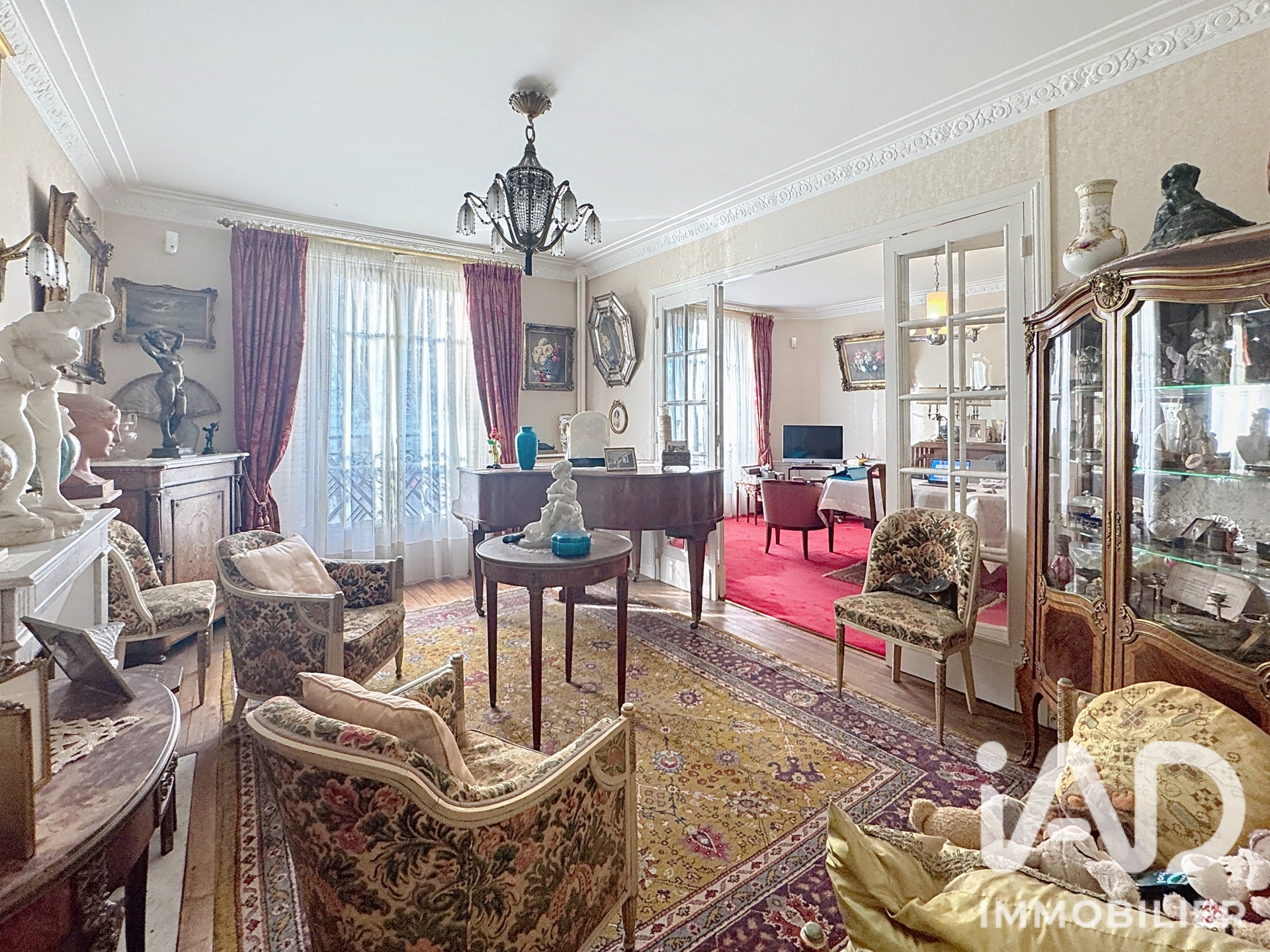 Appartement à vendre à Paris — 990 000 € — IAD France