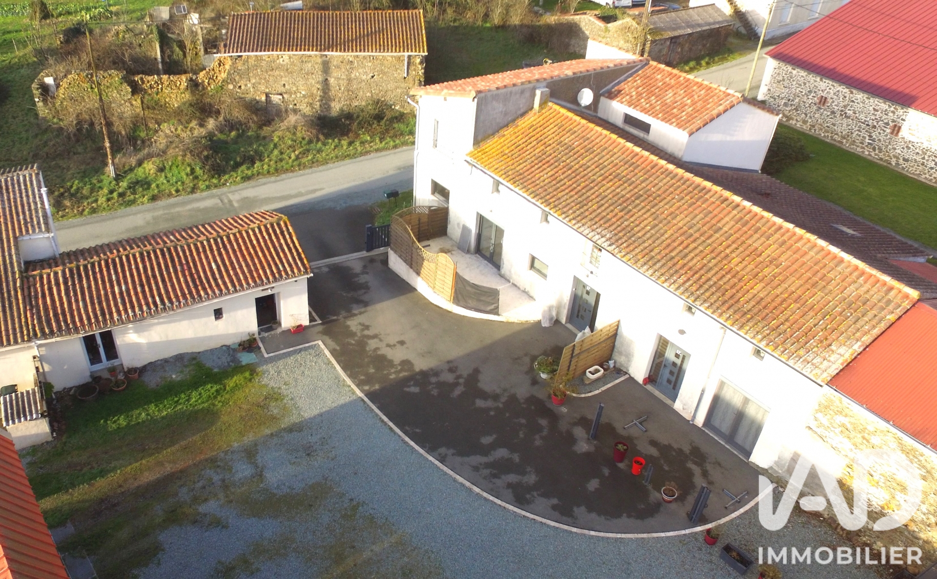 Maison à vendre à Monsireigne — 277 000 € — IAD France