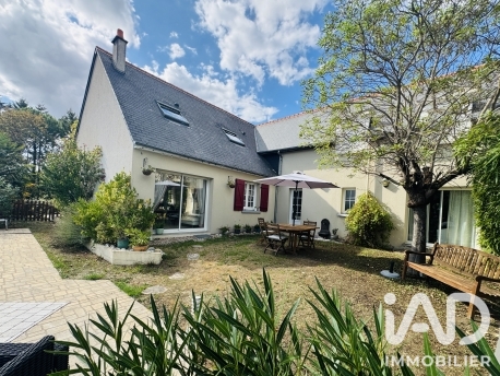Maison à vendre à Luynes — 399 900 € — IAD France