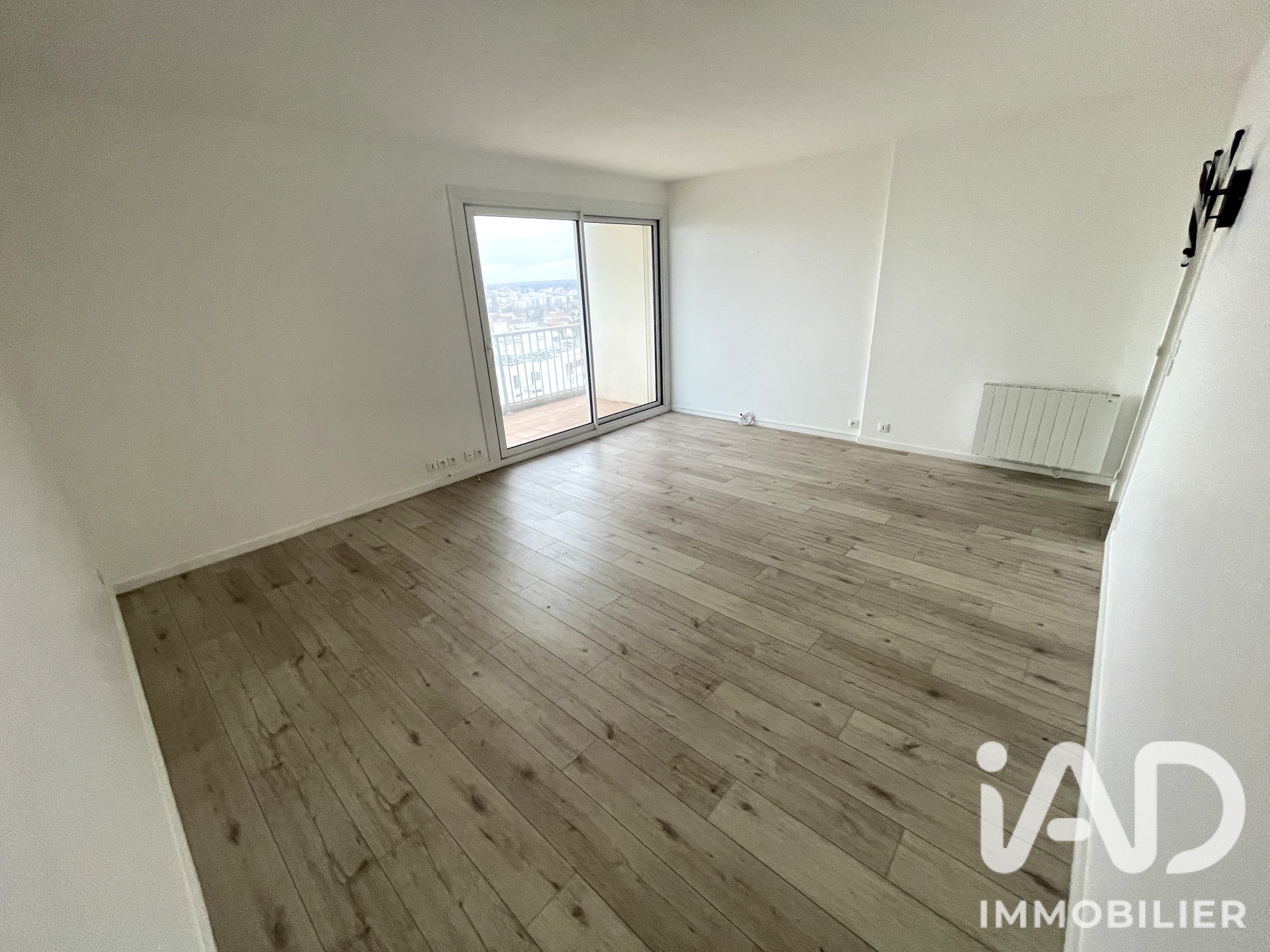 Appartement à vendre à Royan — 160 000 € — IAD France