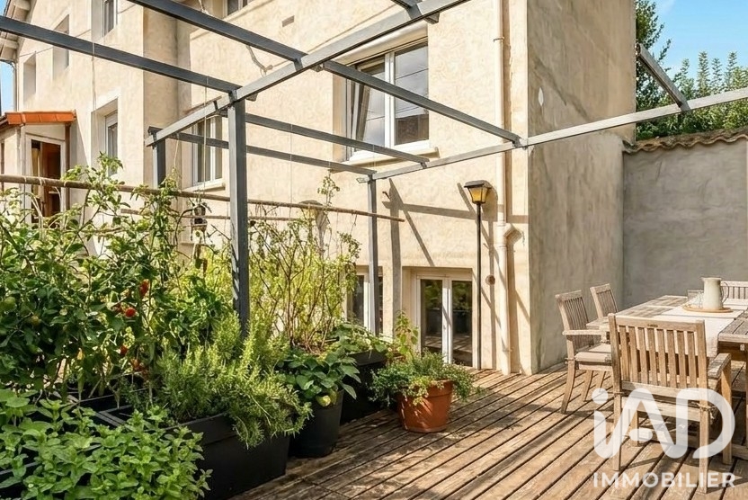 Maison à vendre à Bagneux — 699 000 € — IAD France