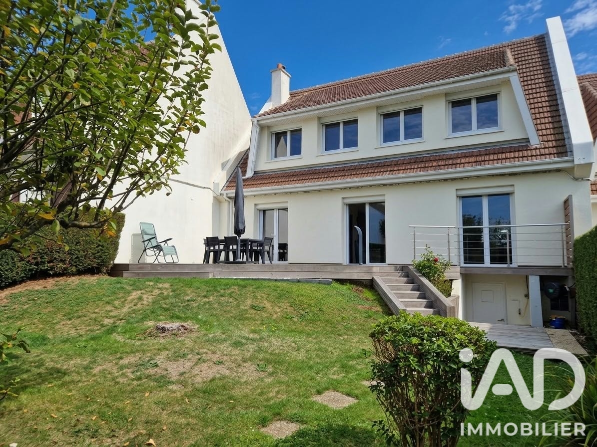 Maison à vendre à Sainte-Adresse — 437 000 € — IAD France