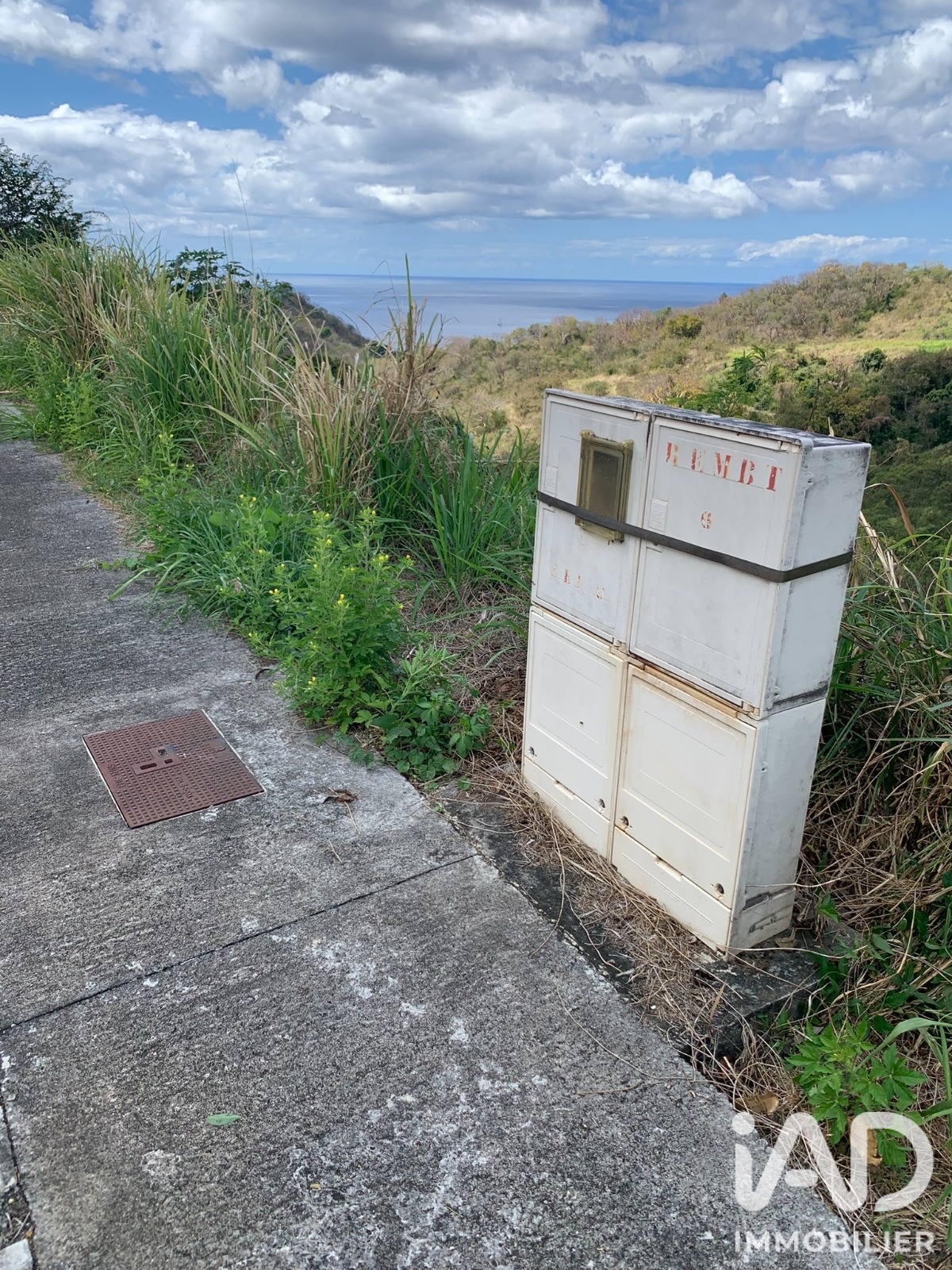 Terrain à vendre à Le Carbet — 125 000 € — IAD France