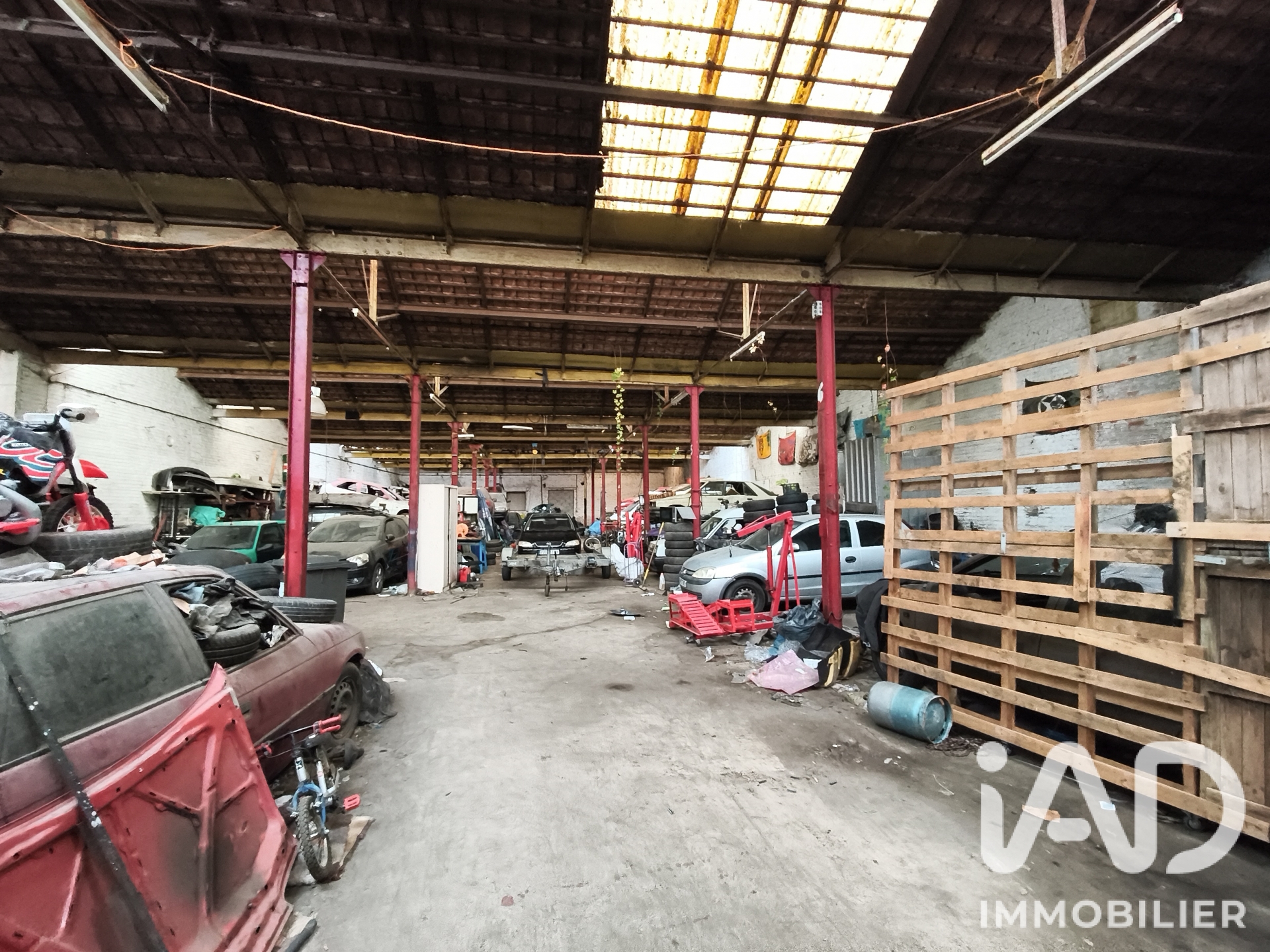 Vente Boutique/Local commercial 2 000 m&sup2;