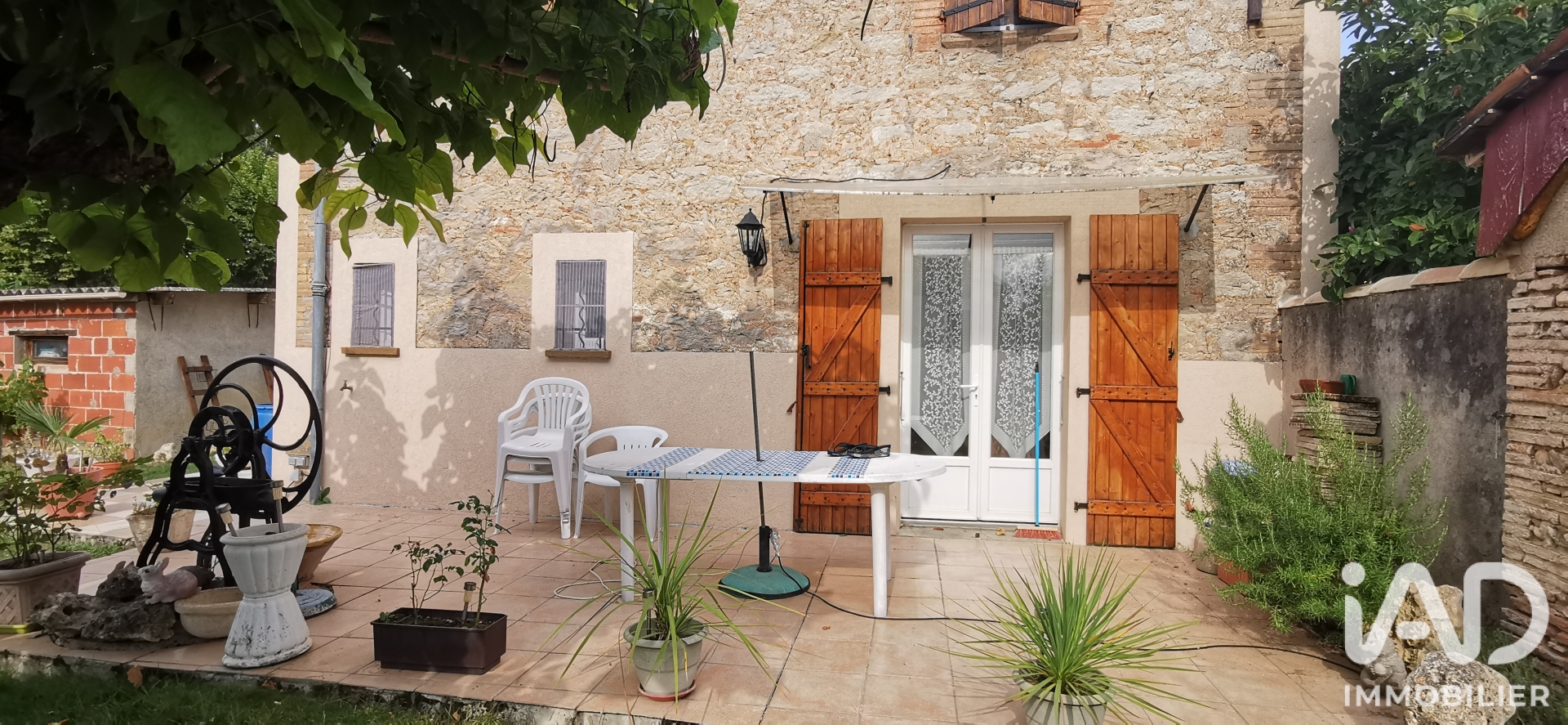 Maison à Parisot
