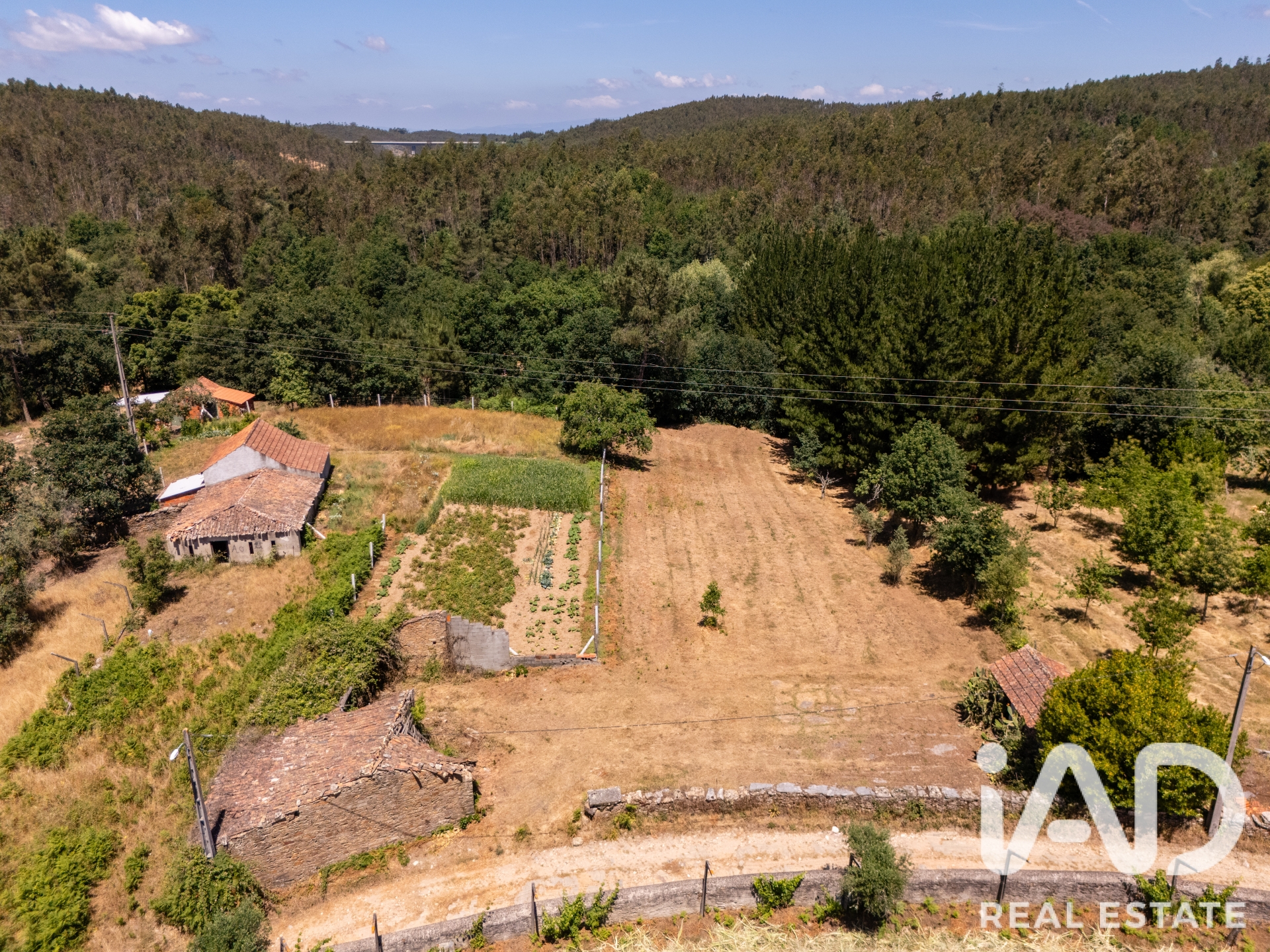 Terreno urbano  em Castanheira