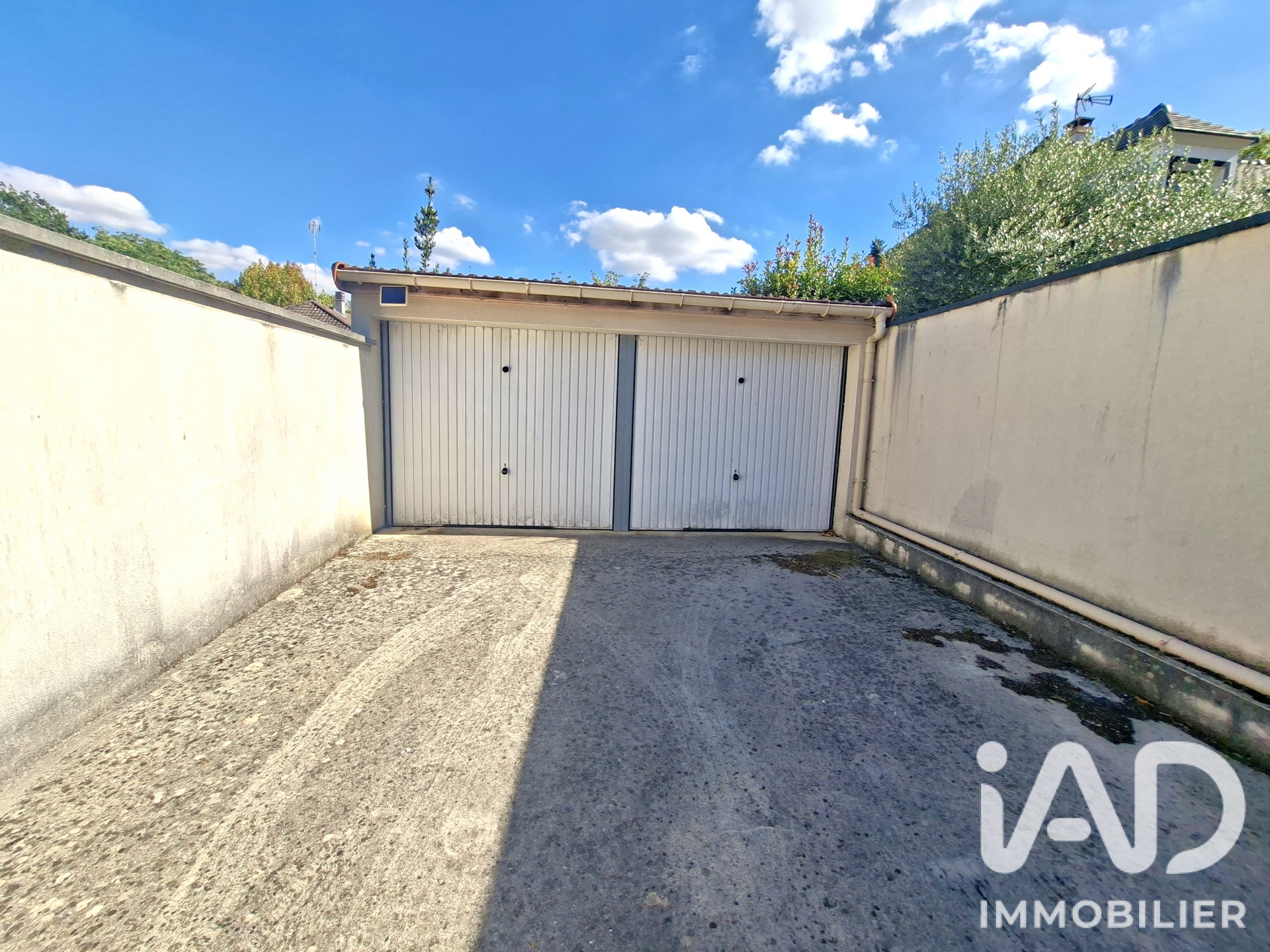 Vente Garage 50 m²