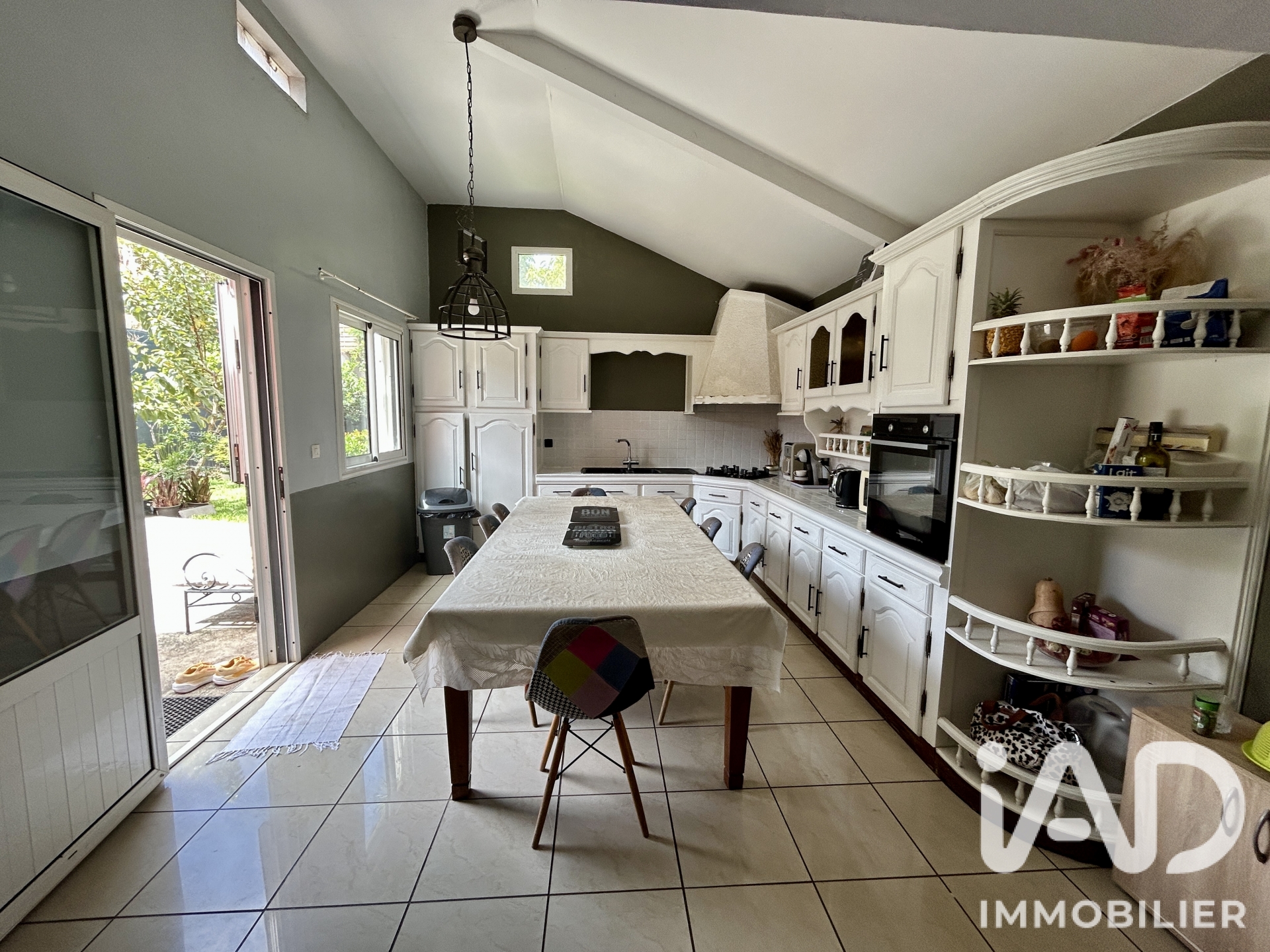 Vente maison à L'Étang-Salé (97427) : maison de ville 8 pièces 160 m² - 2138101 — 6