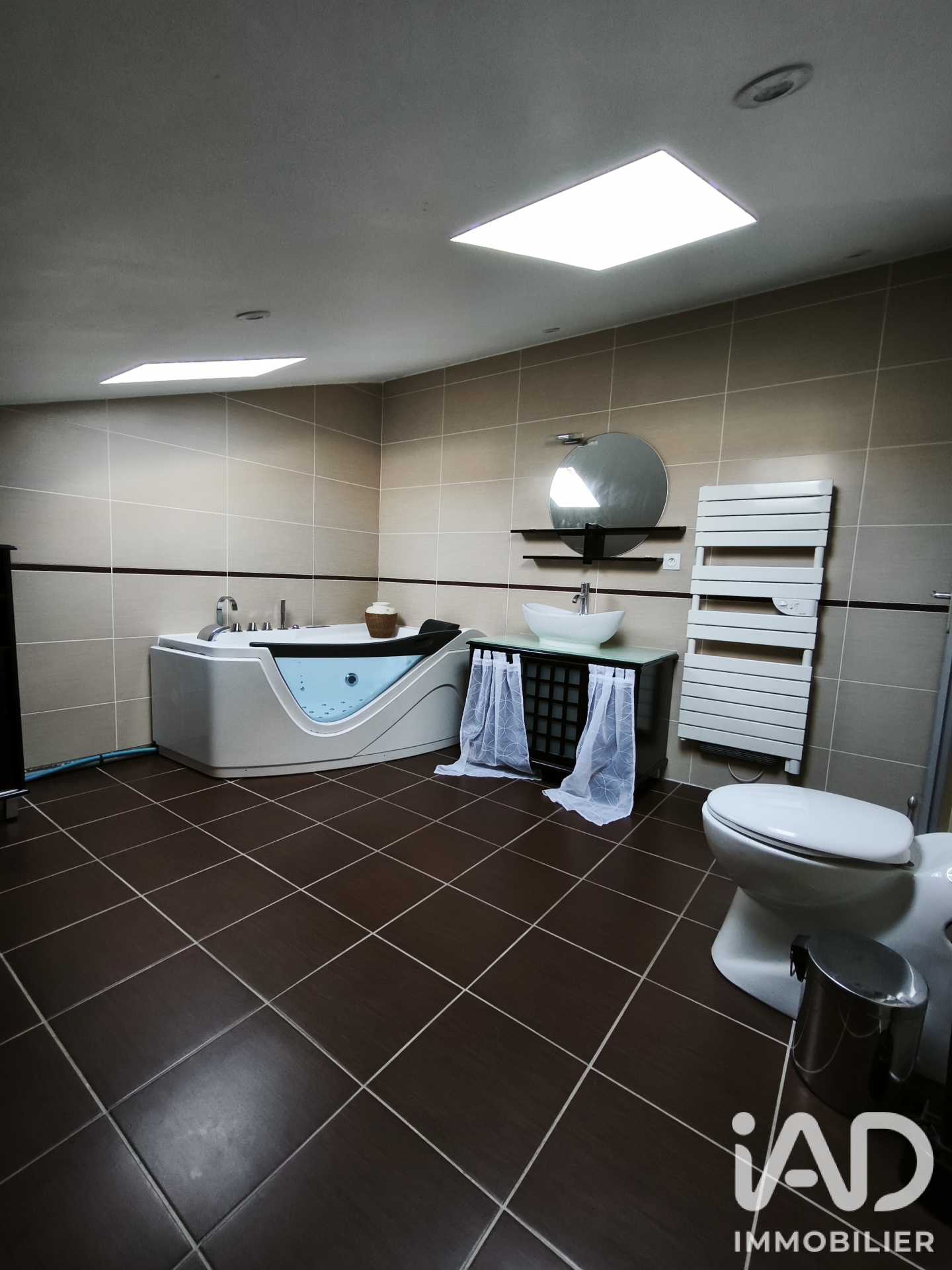 Vente maison à Saint-André (66690) : maison de ville 9 pièces 270 m² - 2137286 — 23
