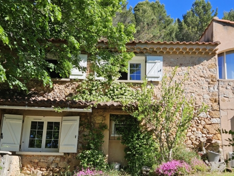 Bastide provençale — Auriol