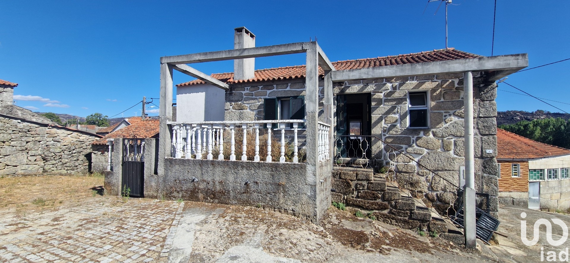 Moradia T3 à venda em Palhais, Trancoso — foto 2