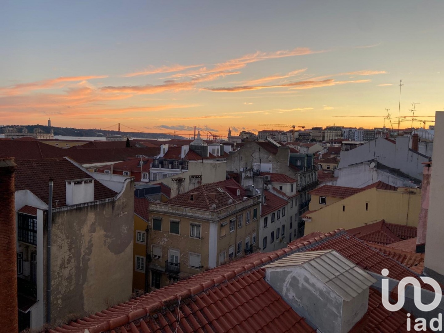 Apartamento T2 à venda em Santa Maria Maior, Lisboa — foto 4