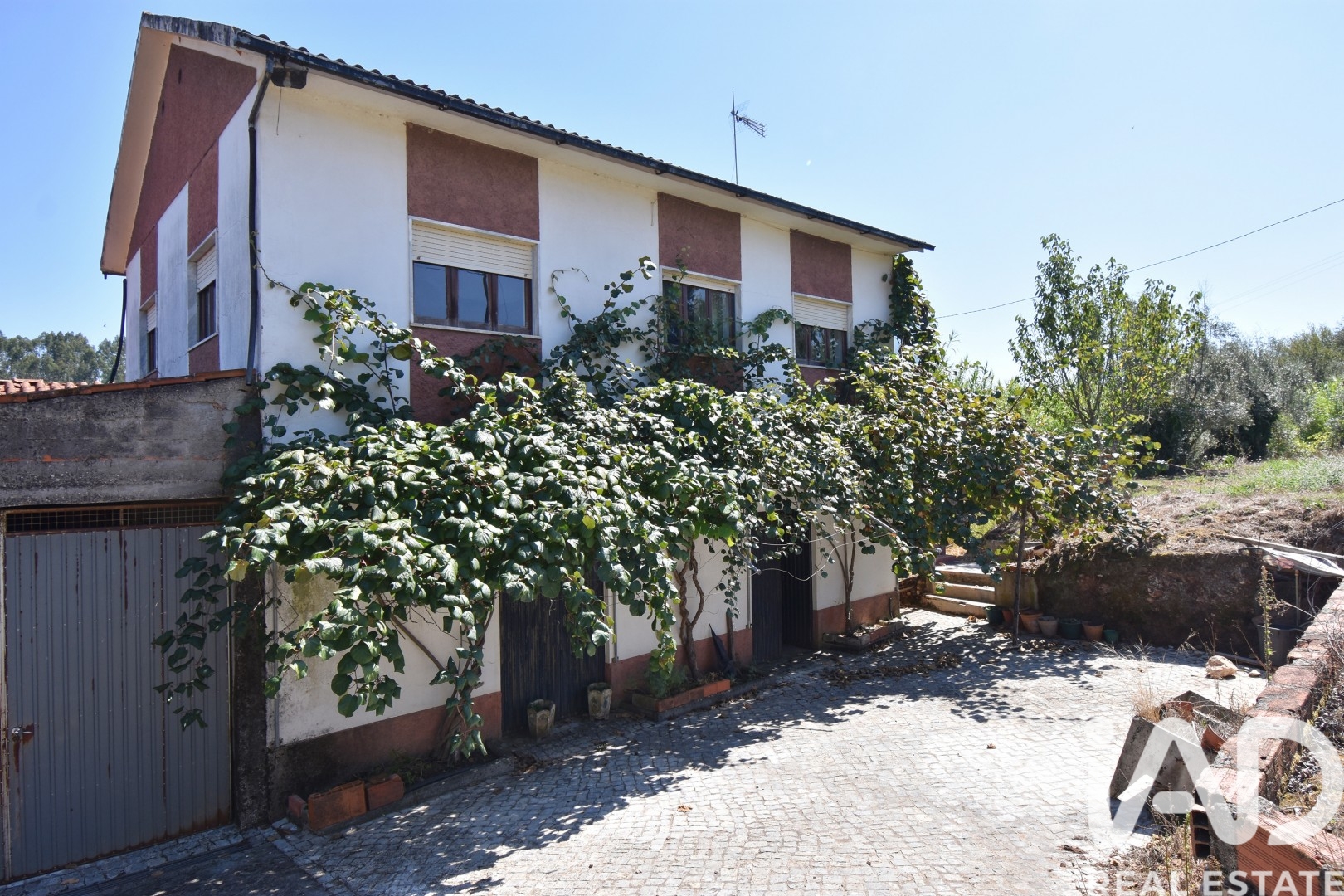 Moradia T3 à venda em São Miguel, Santa Eufémia e Rabaçal, €175.000