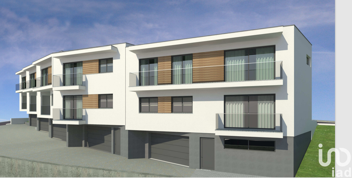 Moradia T3 à venda em Oliveira de Azeméis, Santiago de Riba-Ul, Ul, Macinhata da Seixa e Madail, Oliveira de Azeméis — foto 2