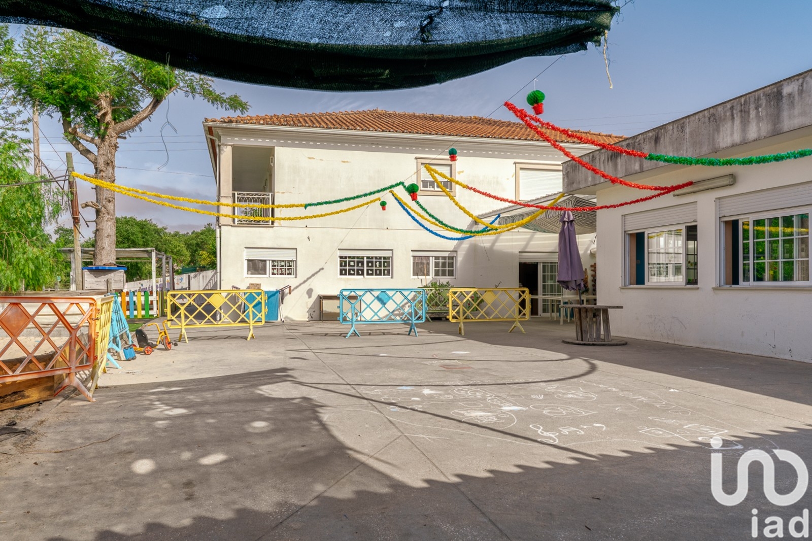 Moradia T4 em Colmeias e Memória, €585.000
